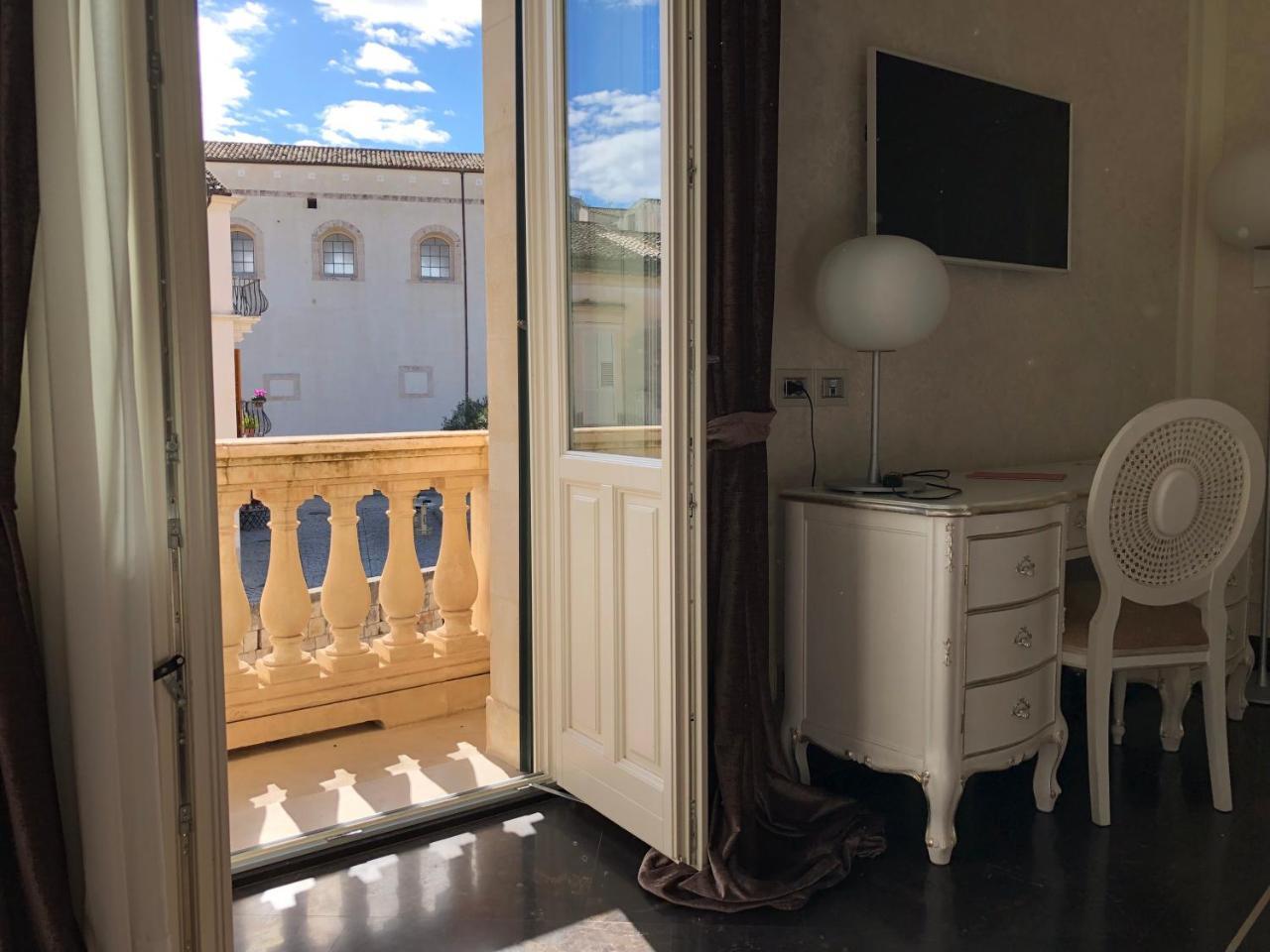 Palazzo Favacchio - Patane Hotell Scicli Eksteriør bilde